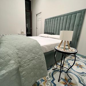Habitación con Cama King en Edificio Anexo
